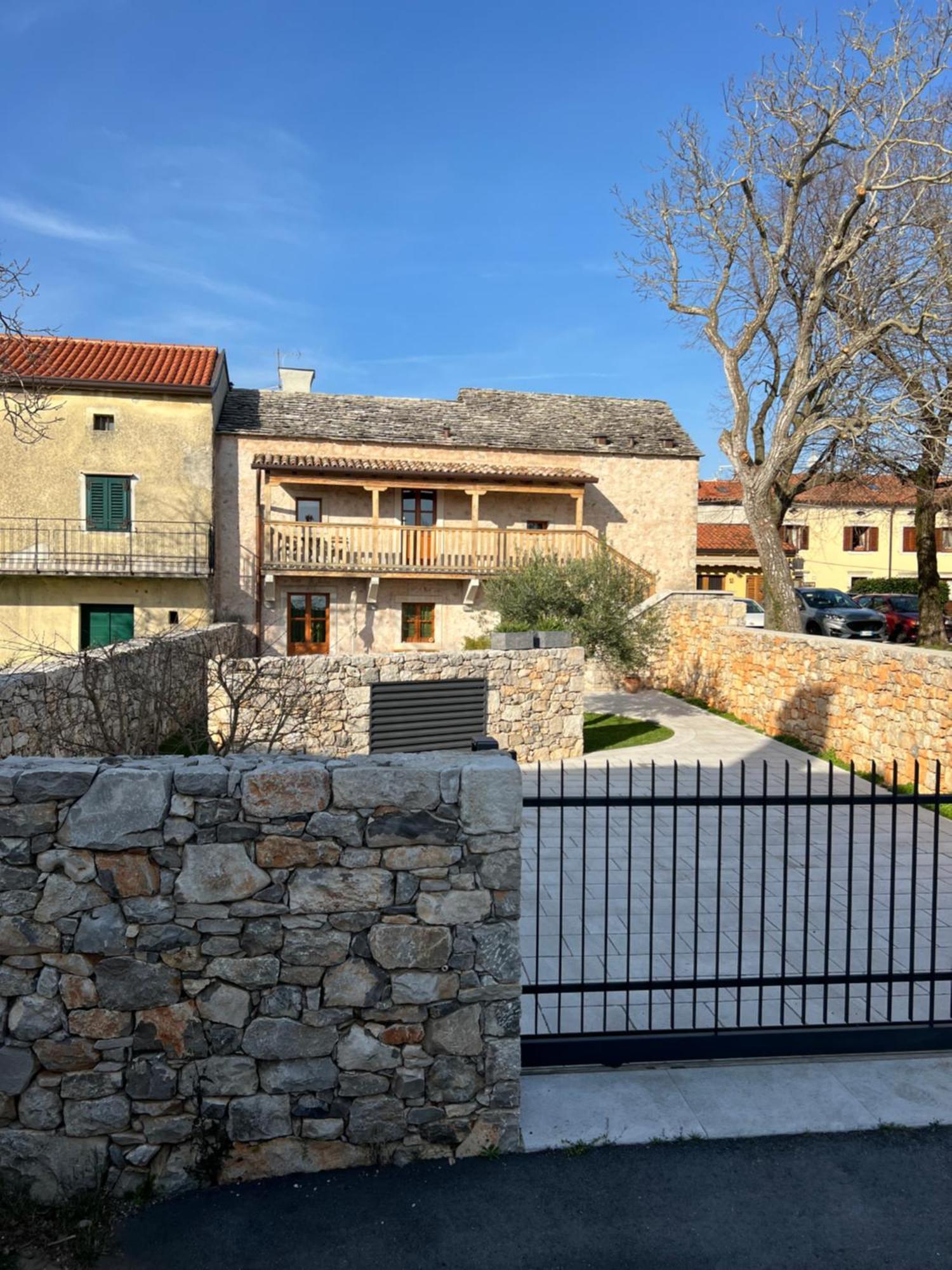 Appartamenti Minerva San Pelagio Εξωτερικό φωτογραφία